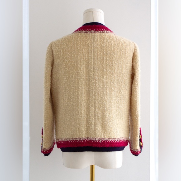 Museum Chanel 1964 Haute Couture Coco Gabrielle Ecru Tweed Gold Lion Jacket - Picture 6 of 17